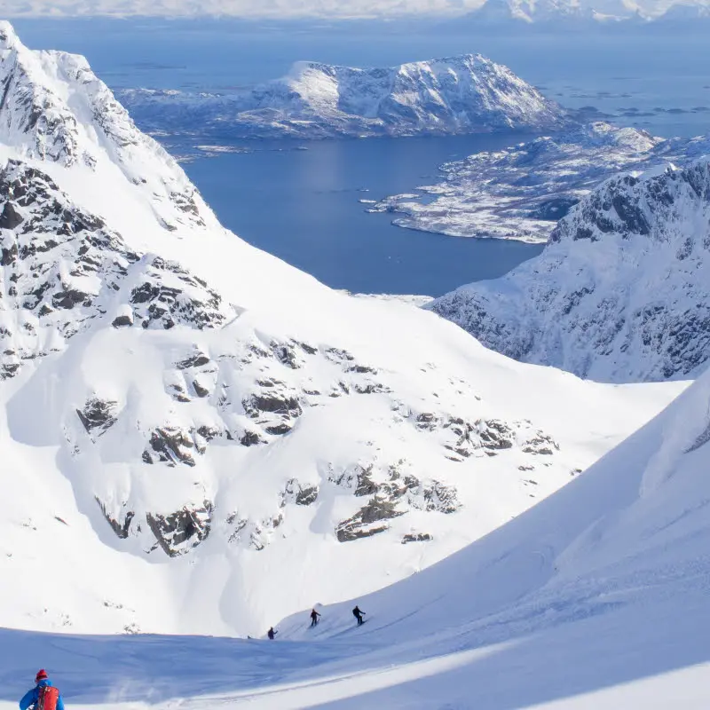 Skidbacken Geirfaljen i Lofoten.