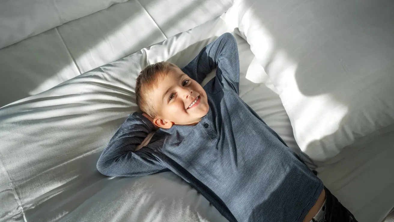 Single bed at Thon Hotel Opera